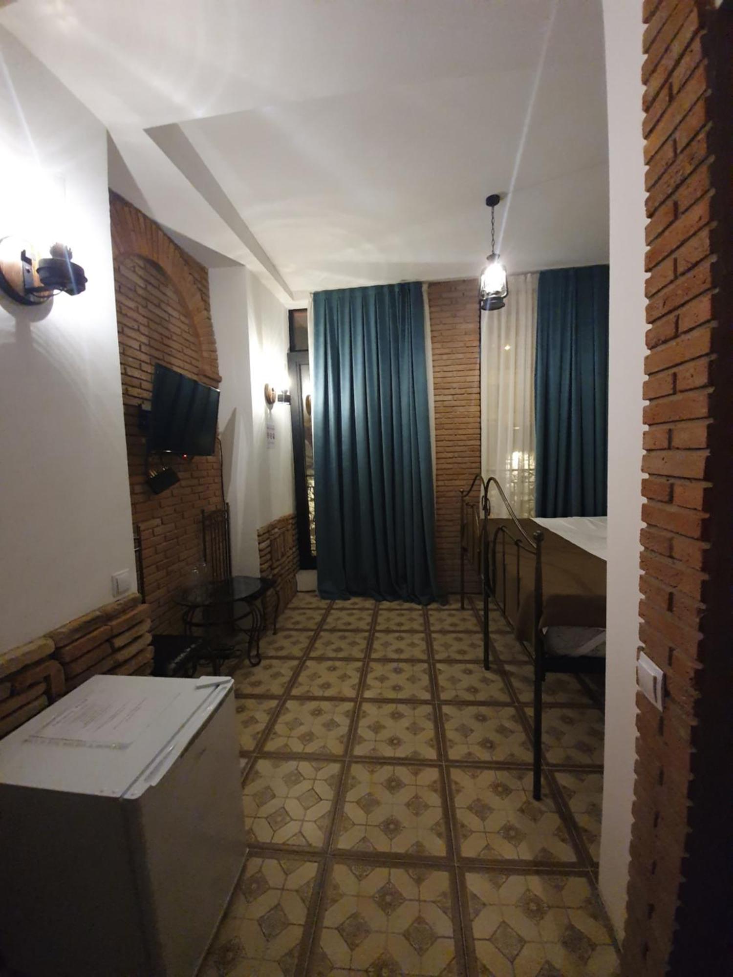 Janashia Boutique Hotels Τυφλίδα Δωμάτιο φωτογραφία